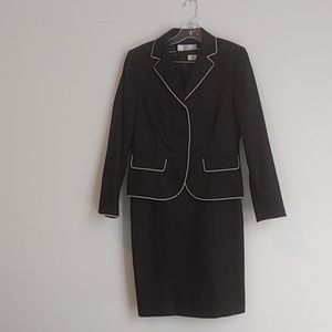 Tahari short sleeves dress and jacket.